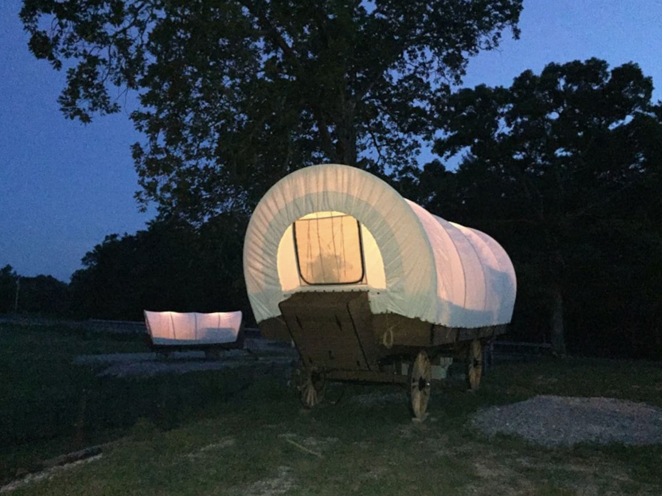 Unique Vacation Home – Trail Covered Wagon