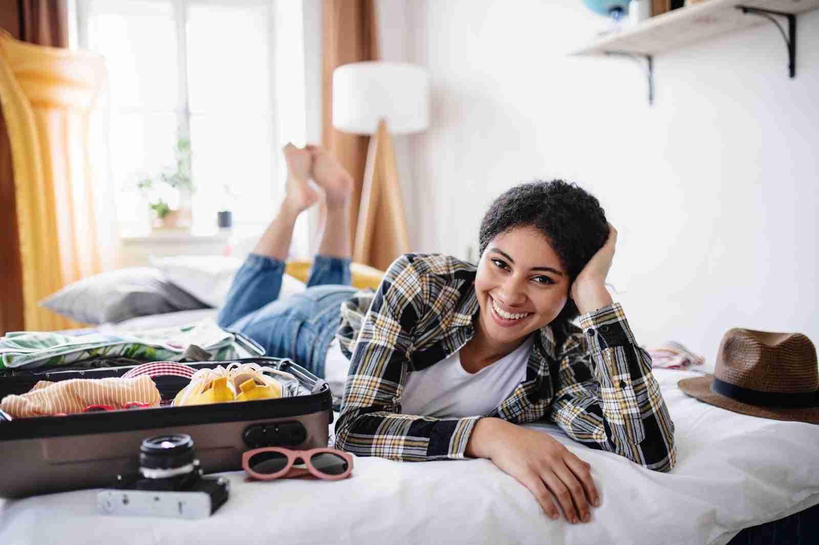  Host packing for her vacation